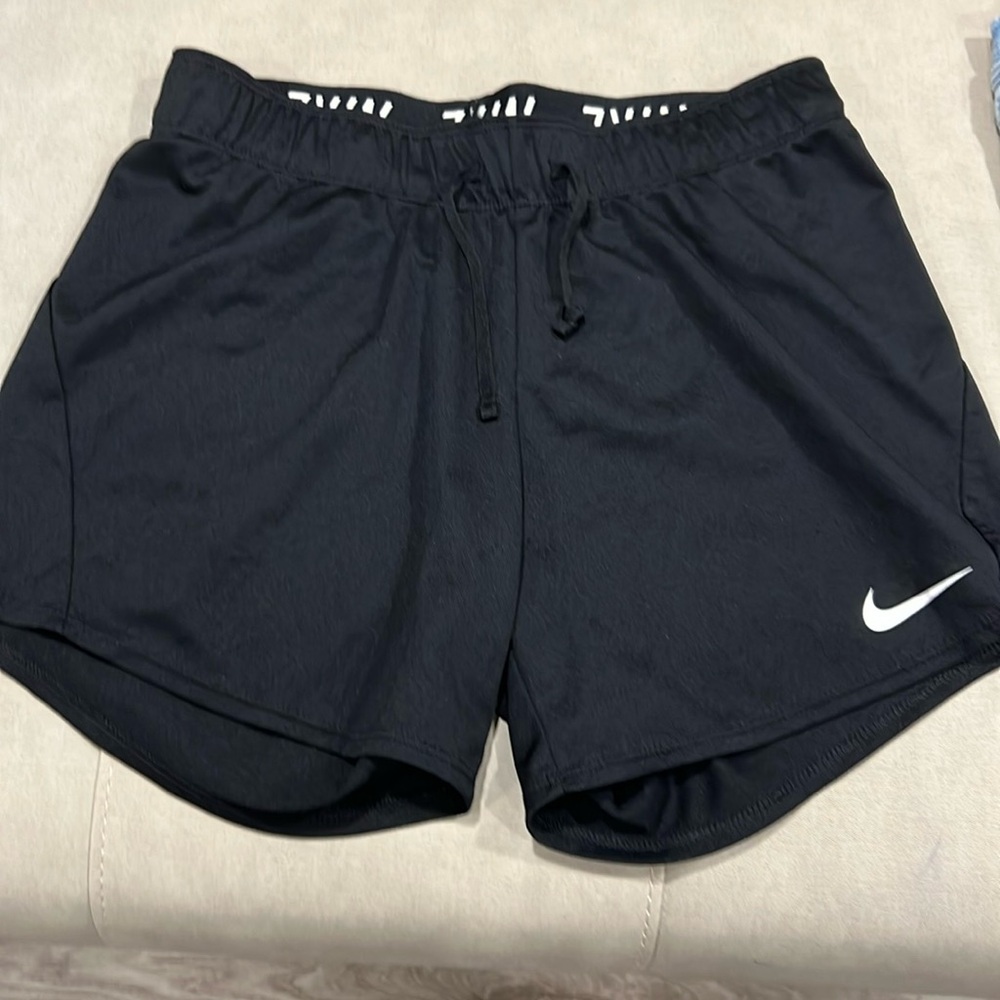 NIKE Dri Fit Shorts. XS